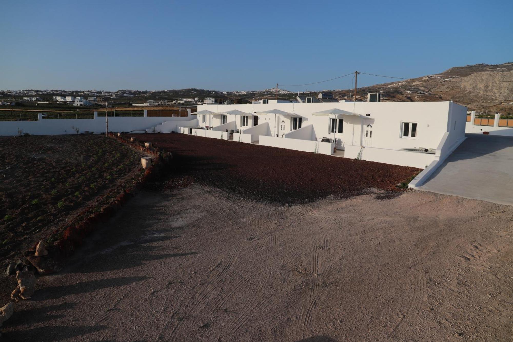 Calma Eco Houses Sunset View Emporio  Exterior photo